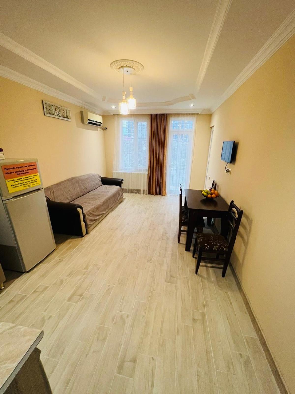 Aparthotel My Home Batumi Exterior foto